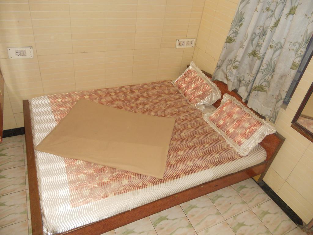Royal Resorts Yercaud Oda fotoğraf